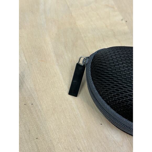 Costa Del Mar Sunglasses Case Zip-up Hard Clamshell Holder‎ Black Gray - Picture 4 of 6